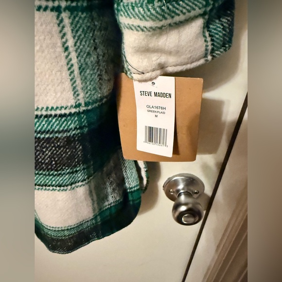 Steve Madden Green, White Plaid Flannel Shirt Jacket Coat Sherpa Lined Hood Sz M - Picture 5 of 12